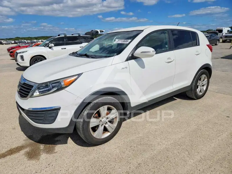 2013 KIA Sportage фото