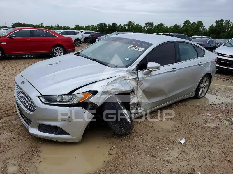 2013 Ford FUSION photo