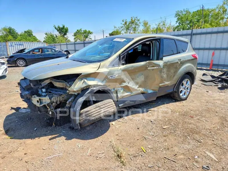 2013 Ford ESCAPE фото