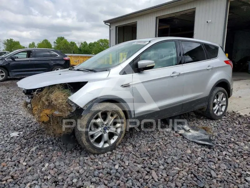 2013 Ford ESCAPE photo