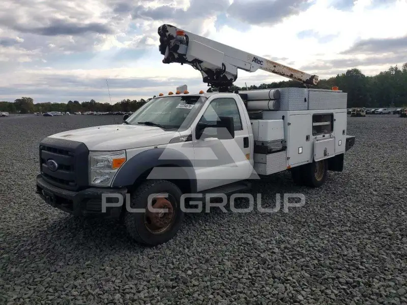 2013 Ford F-450 photo