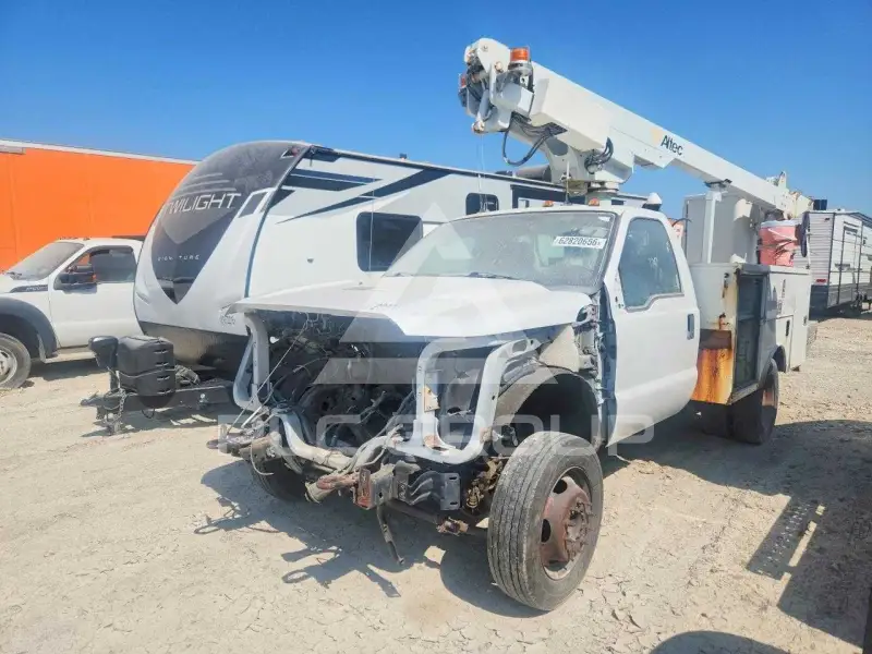 2013 Ford F-450 фото