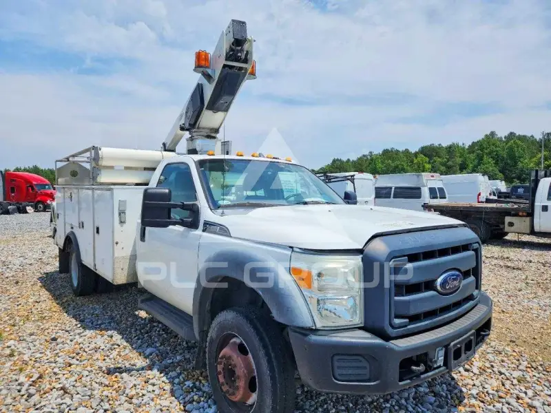 2013 Ford F-450 photo