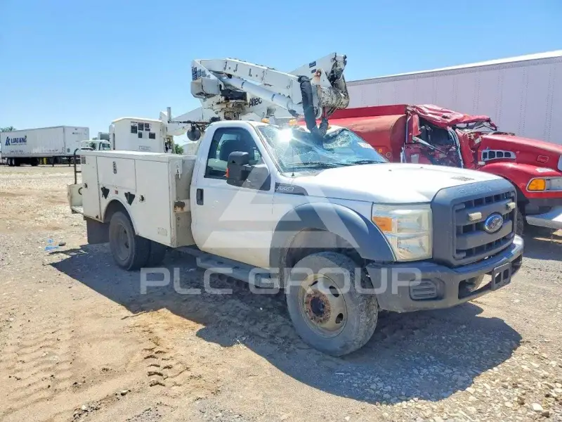 2013 Ford F-550 фото