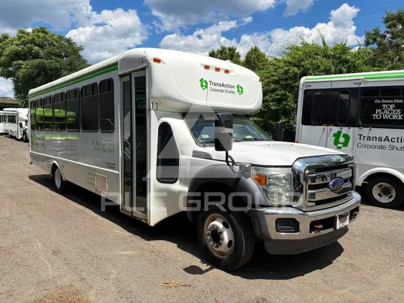 2013 Ford F-550 photo