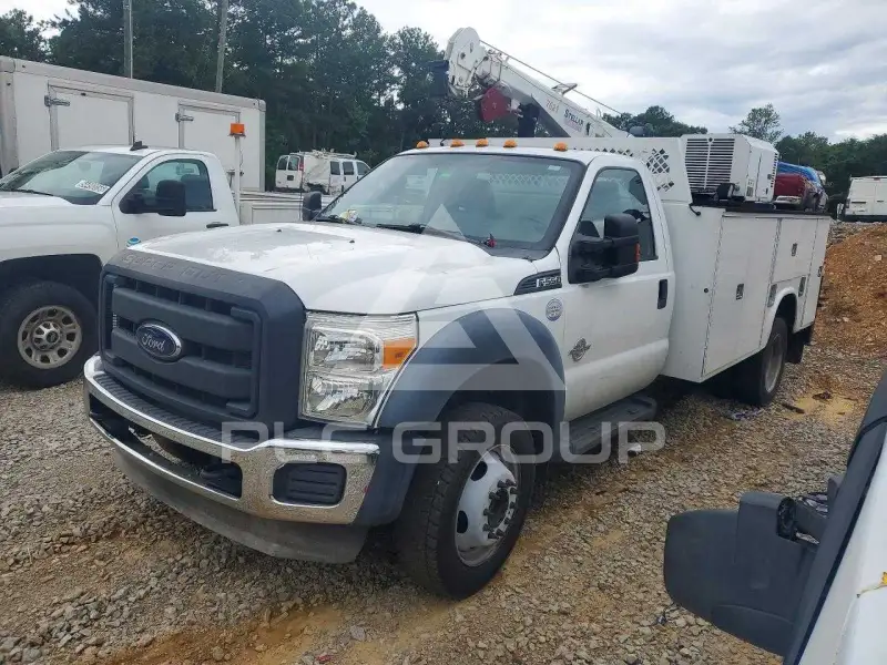 2013 Ford F-550 фото