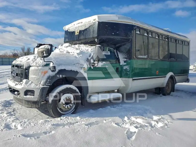 2013 Ford F-550 фото