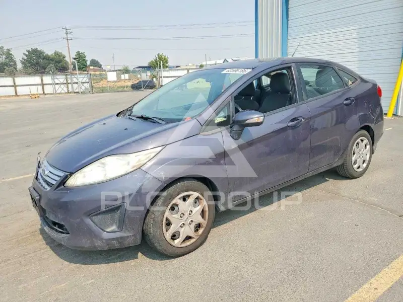 2013 Ford FIESTA photo