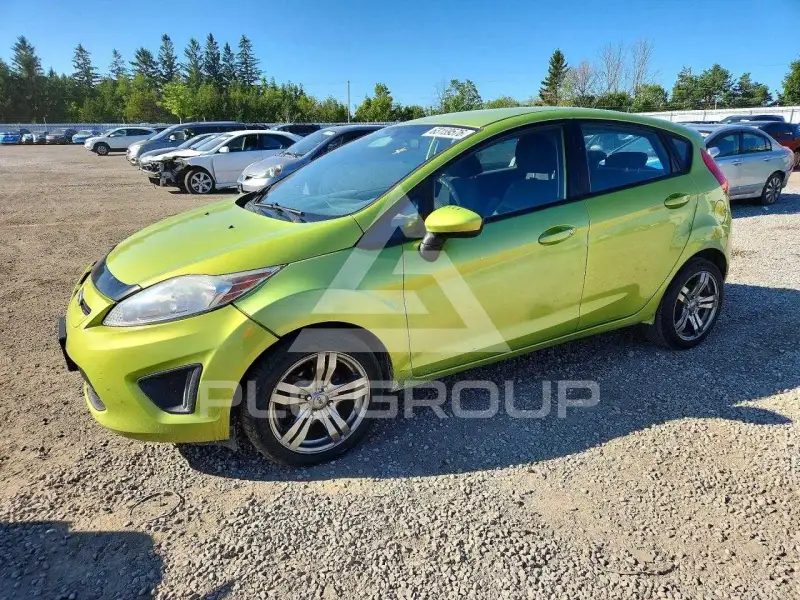 2013 Ford FIESTA фото