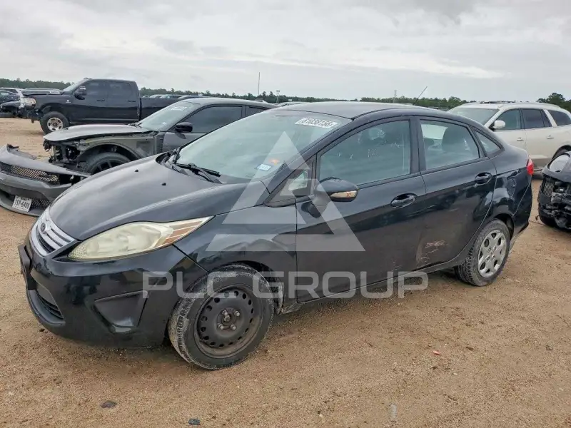 2013 Ford FIESTA photo