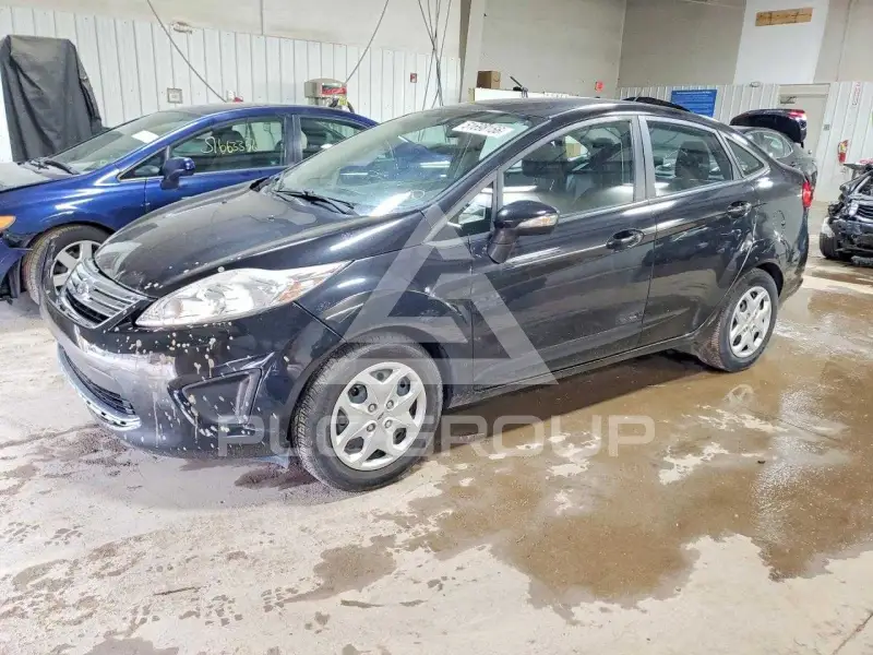 2013 Ford FIESTA фото