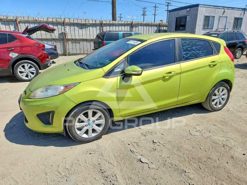 2013 Ford FIESTA photo