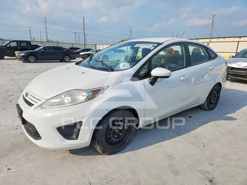2013 Ford FIESTA photo