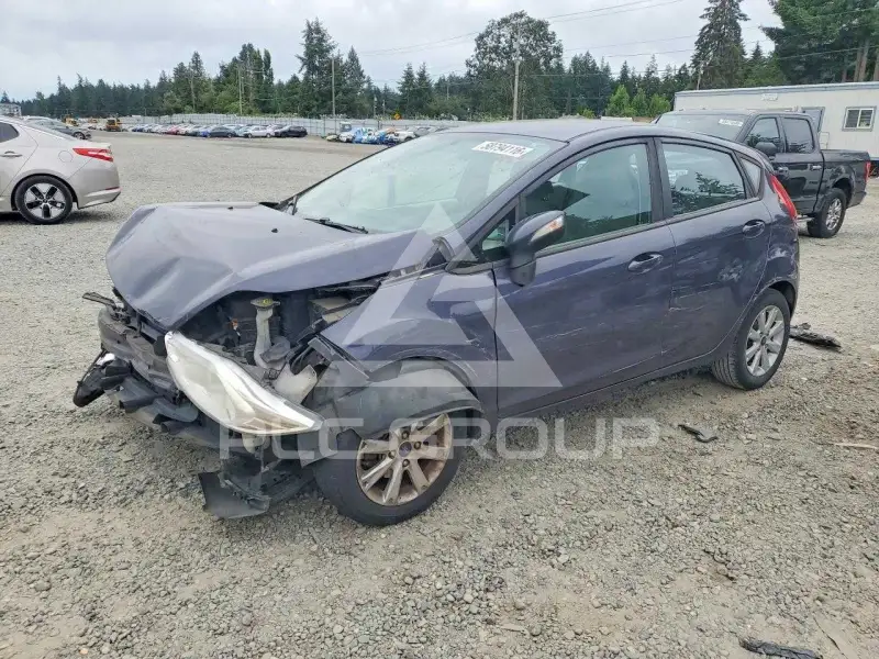 2013 Ford FIESTA фото