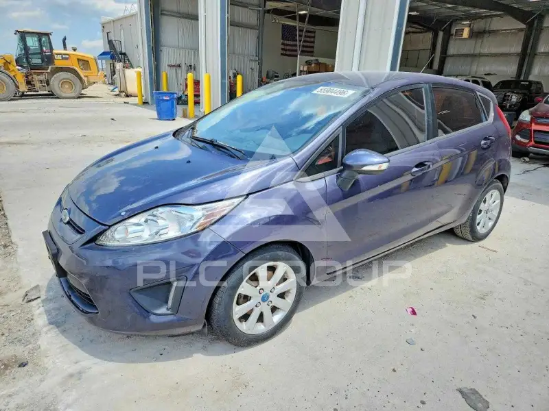 2013 Ford FIESTA фото