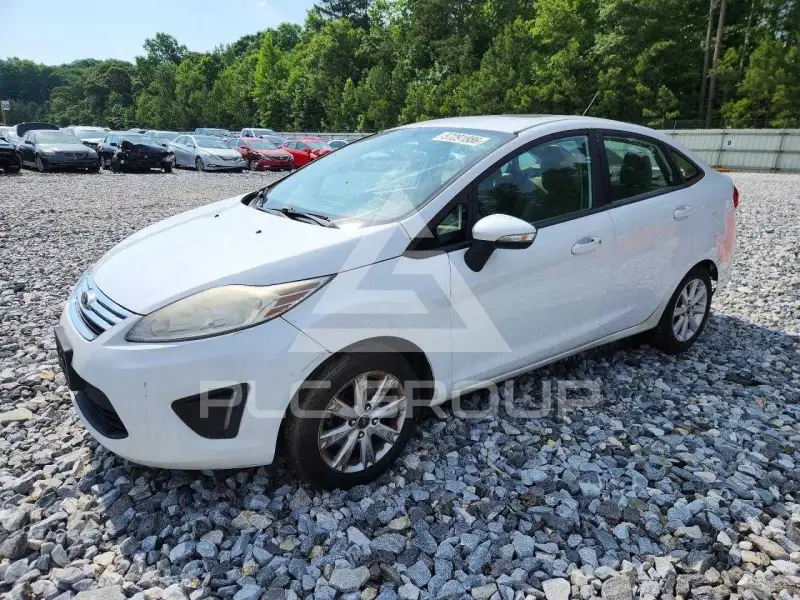2013 Ford FIESTA photo