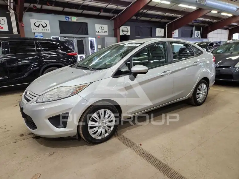 2013 Ford FIESTA photo