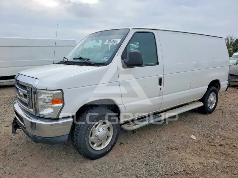2013 Ford E-250 photo