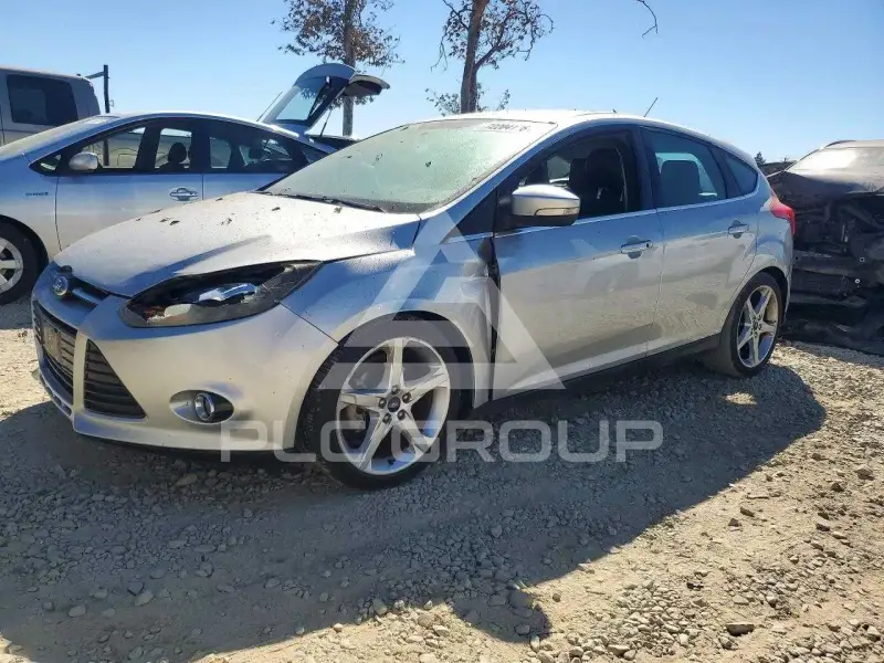 2013 Ford FOCUS фото