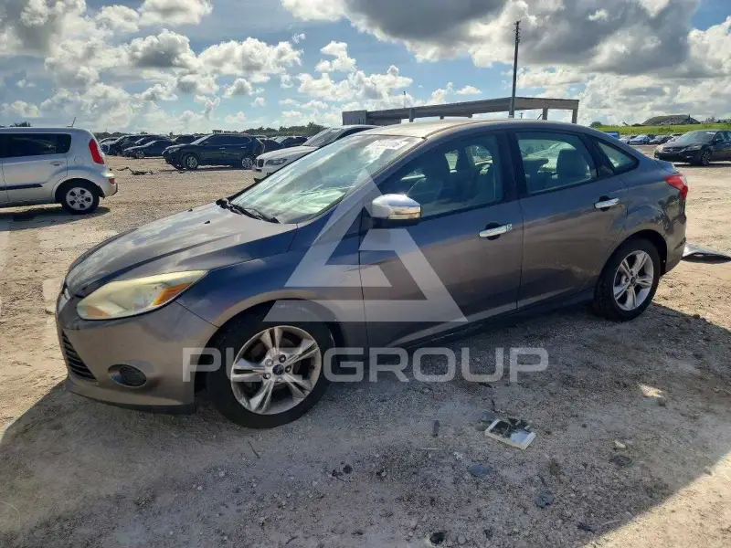 2013 Ford FOCUS фото