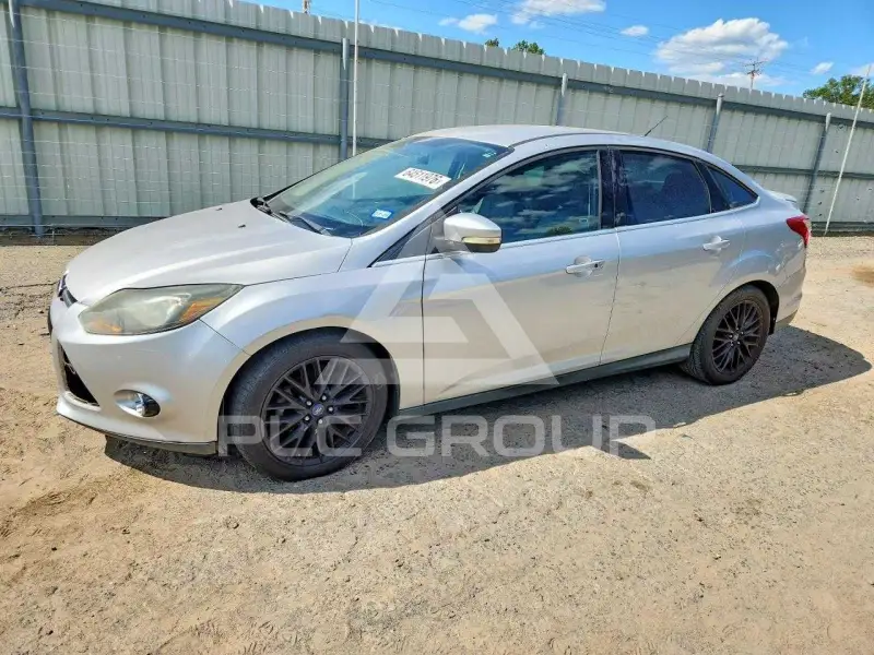 2013 Ford FOCUS фото