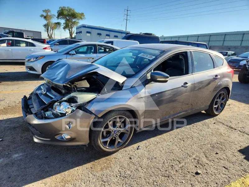 2013 Ford FOCUS фото
