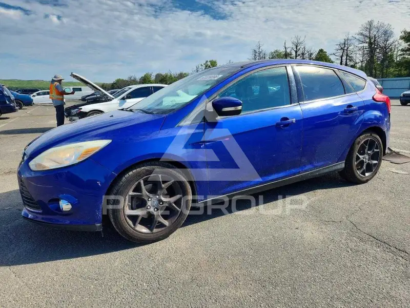 2013 Ford FOCUS photo