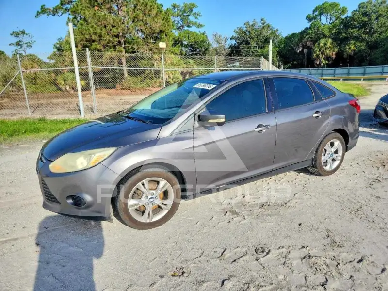 2013 Ford FOCUS фото