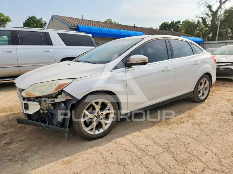 2013 Ford FOCUS photo