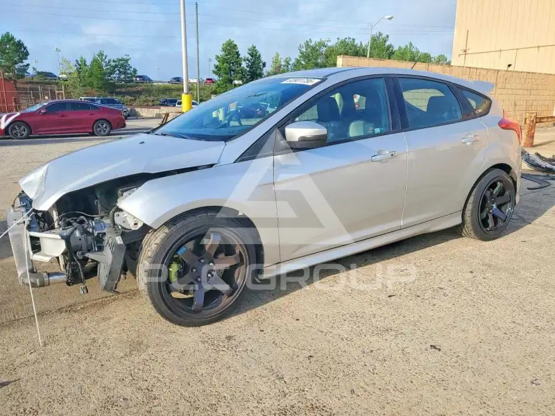 2013 Ford FOCUS фото