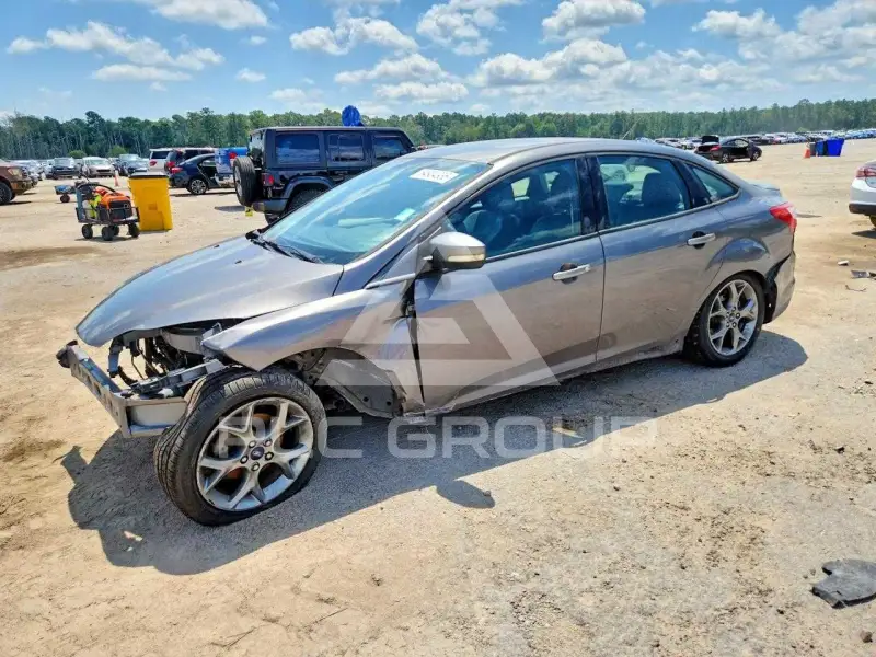 2013 Ford FOCUS фото