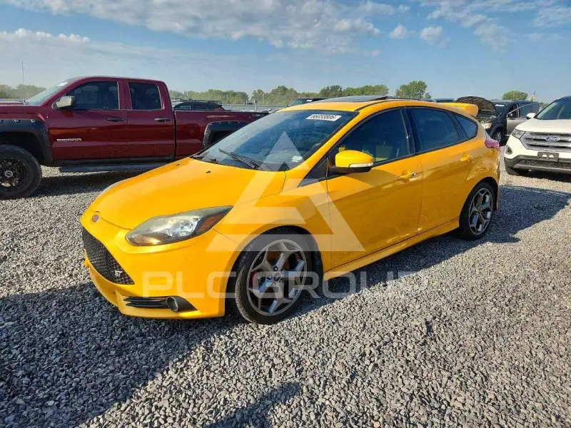2013 Ford FOCUS фото