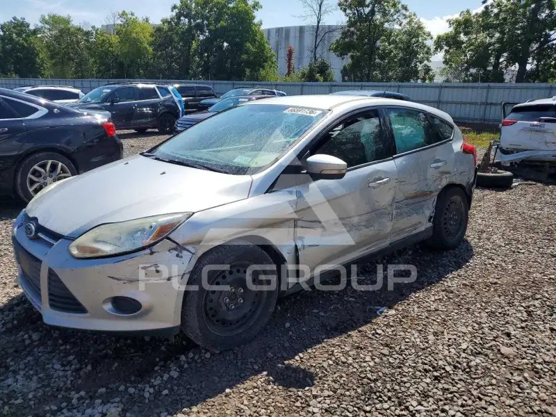 2013 Ford FOCUS фото