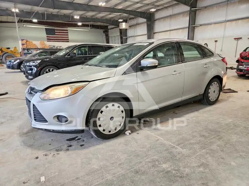 2013 Ford FOCUS фото