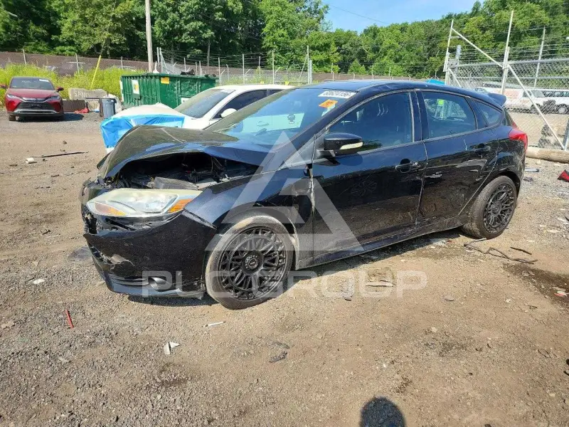 2013 Ford FOCUS photo