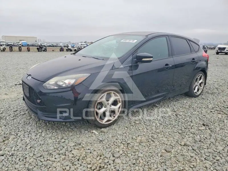 2013 Ford FOCUS фото