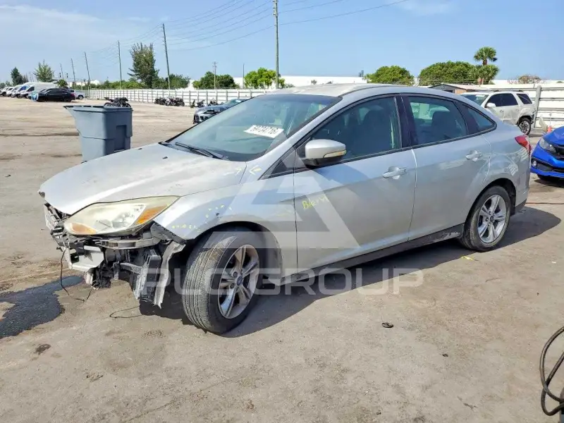 2013 Ford FOCUS фото