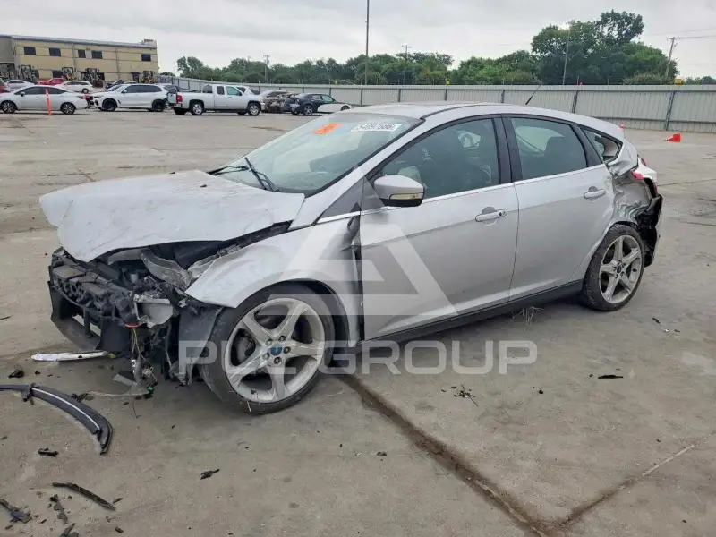 2013 Ford FOCUS photo