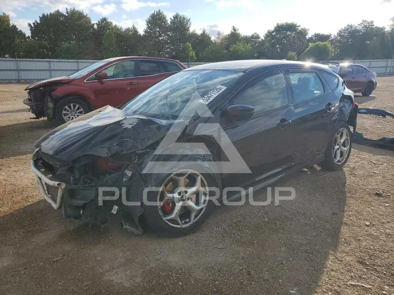2013 Ford FOCUS фото