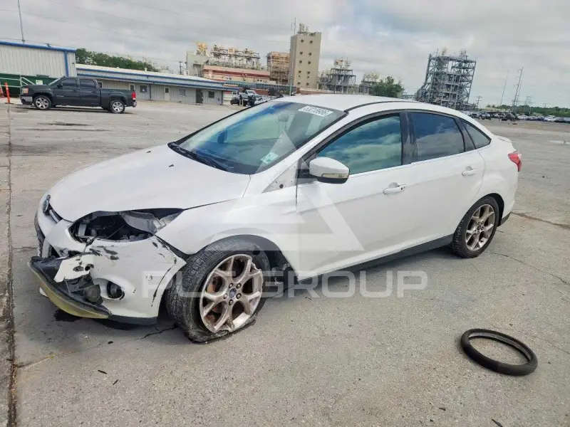 2013 Ford FOCUS фото