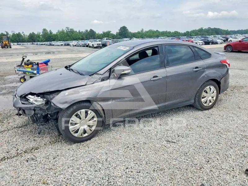 2013 Ford FOCUS фото