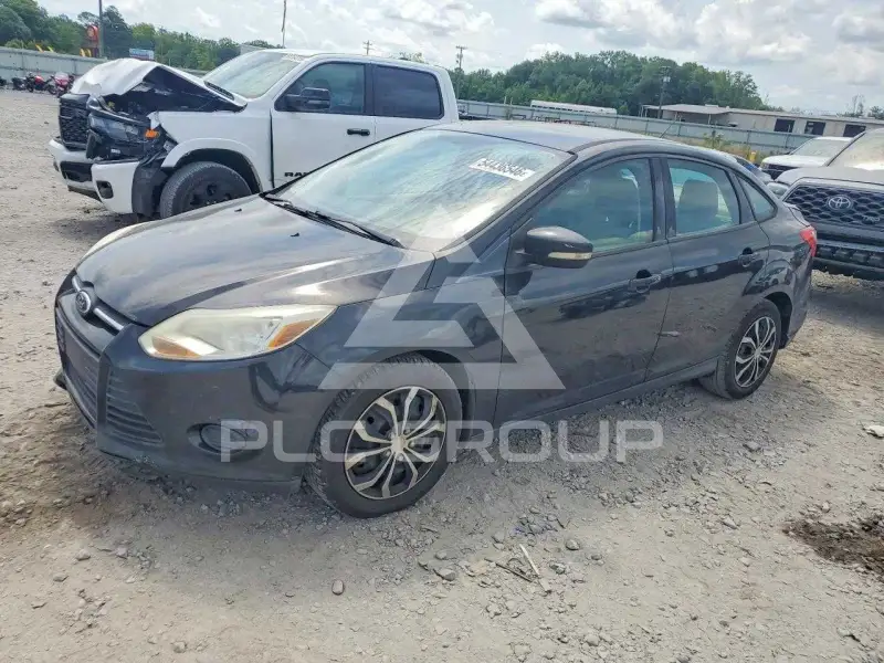 2013 Ford FOCUS photo