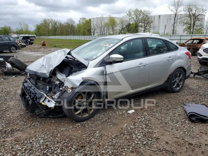 2013 Ford FOCUS photo