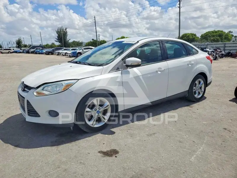 2013 Ford FOCUS фото