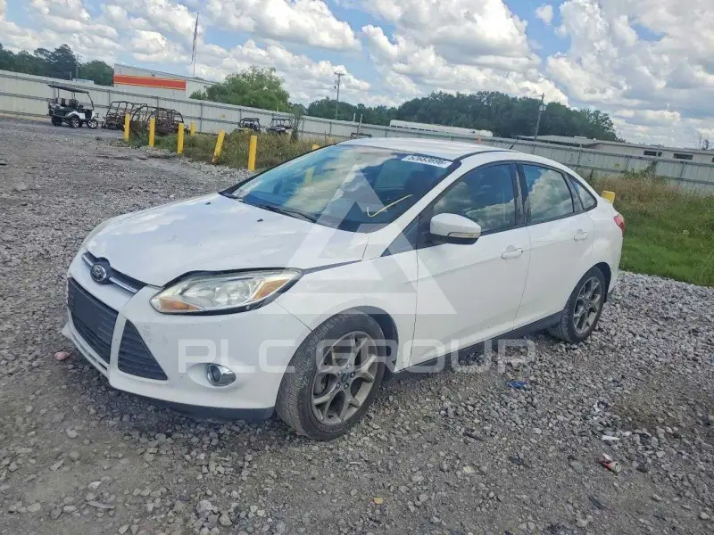 2013 Ford FOCUS photo