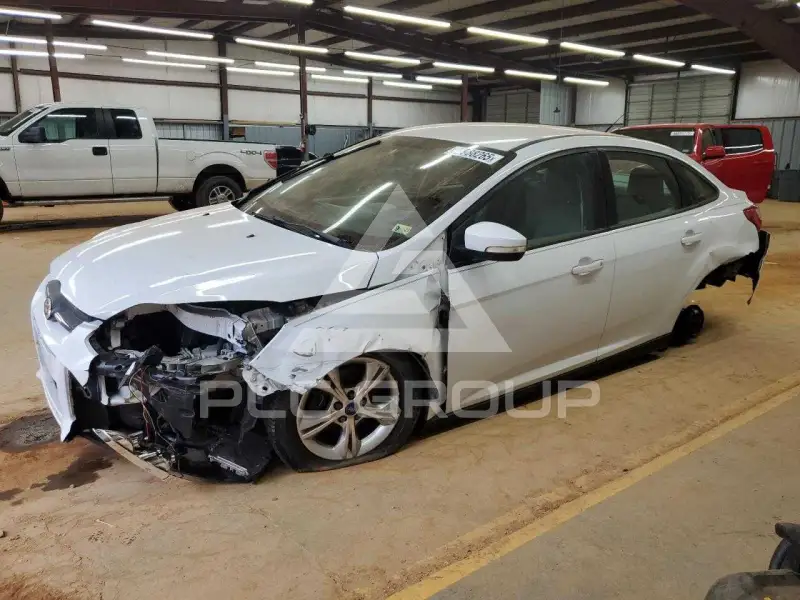 2013 Ford FOCUS фото
