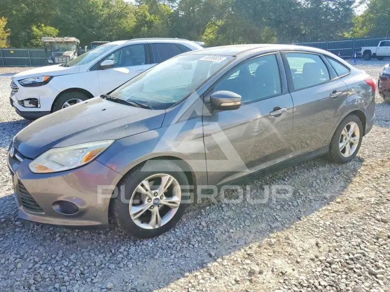 2013 Ford FOCUS photo