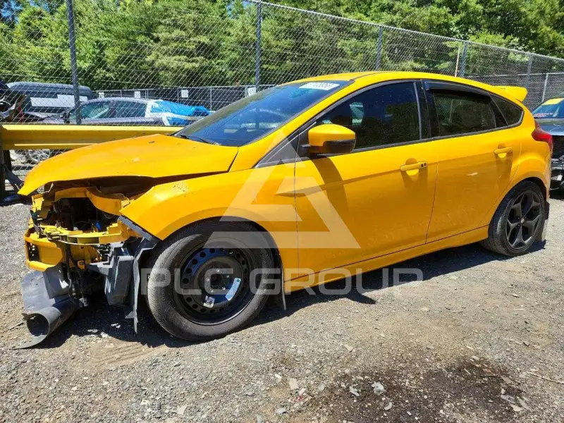 2013 Ford FOCUS фото