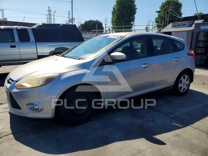 2013 Ford FOCUS фото
