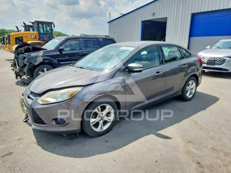 2013 Ford FOCUS photo